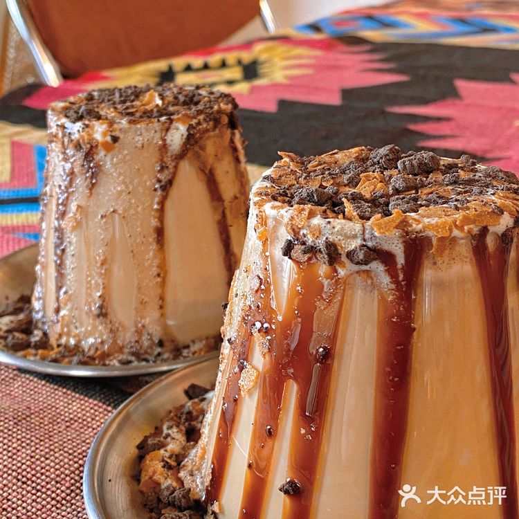 荒芜中的诗情画意