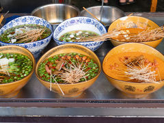 -张公桥美食街
