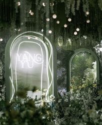-深度婚礼策划·宴会布置·高端私人创意定制