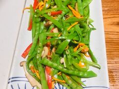 -左庭右院鲜牛肉火锅(浦江欢乐颂店)