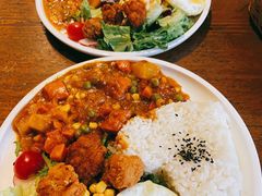 田园咖喱鸡肉饭-雕刻时光咖啡馆(交大店)