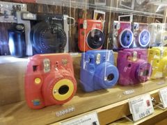 -LOG-ON(海港城店)