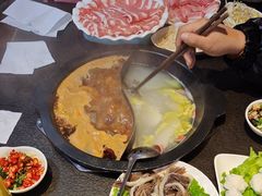 -陈府大宅门成都火锅·手切鲜肉(太原街店)