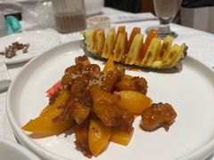 菠萝咕咾肉-唐宫海鲜舫