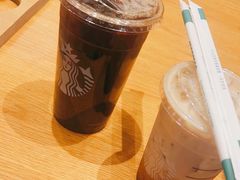 -星巴克臻选(华堂·新辰汇店)
