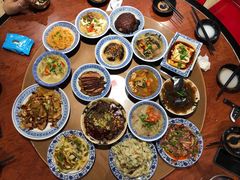 -蓝田九大碗民俗食府(蓝田店)