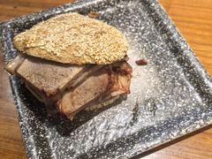 -老天桥酱肉烧饼夹肘子(天桥店)