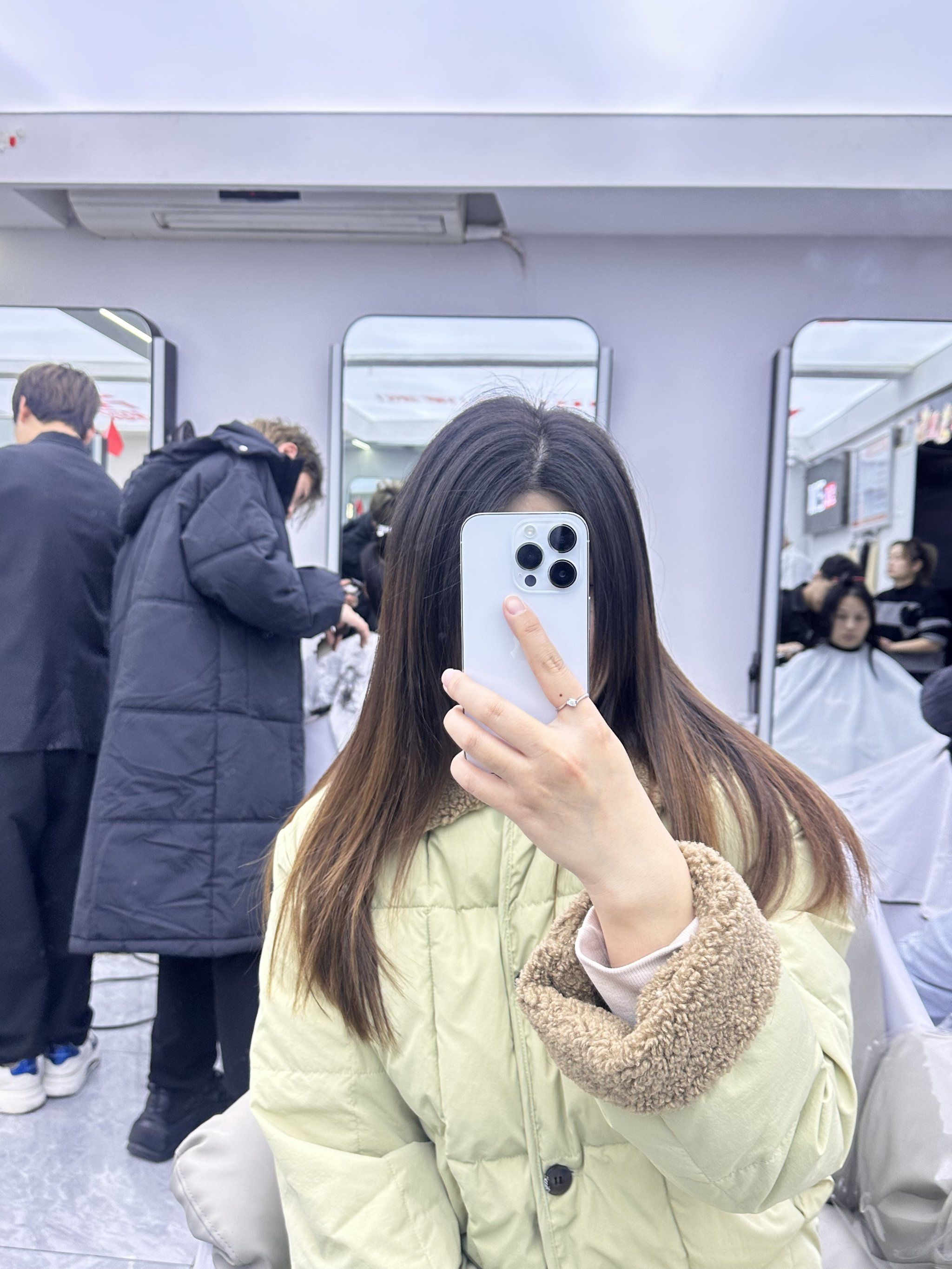 新发型get 换个心情迎接圣诞?