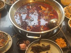 -小饕荟雅安贡椒鱼鲜馆(广福桥店)