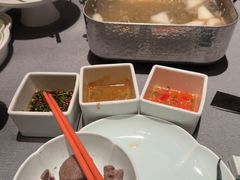 -左庭右院鲜牛肉火锅黑金店(陆家嘴中心店)