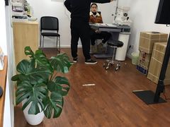 -视野联行眼镜•蔡司•依视路(温江店)