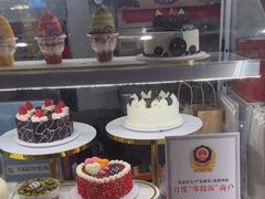 -DQ·蛋糕·冰淇淋(五棵松万达店)