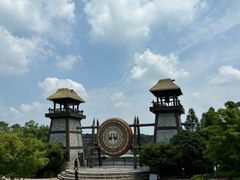 -茅山东方盐湖城景区