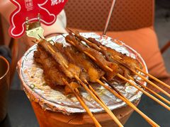 -何师烧烤Pro ·江湖川菜·小龙虾·精酿啤酒(太古里旗舰店)