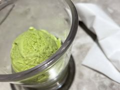 -必胜客(WOW中心城店)