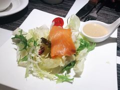 小烟熏三文鱼沙拉-斗牛士牛排餐厅(嘉里汇店)