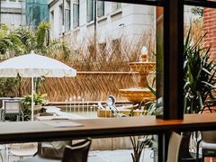 -潮一不贰·法式甜品·生日蛋糕·西式简餐(外滩店)