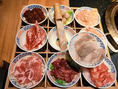 -周小明火锅(黑金冠社区店)