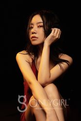 -onlygirl摄影美学馆高端定制(江滩店)