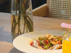 -臻鲜燕海鲜融合餐厅(金陵style店)