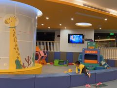 -戊辰亲子游泳俱乐部