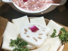 蔬菜拼盘-白乐天毛肚火锅馆(解放碑店)