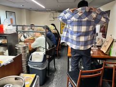 -BHC炸鸡(明洞总店)