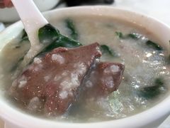 枸杞叶滚猪润粥-金河半岛园林酒家(金融城店)