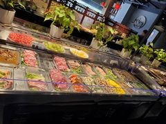 -牛里牛气· 榴莲海鲜鲜牛肉自助火锅·烤肉(横岗店)