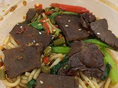 -湖南牛肉特色粉面(华屏路店)