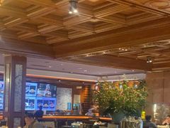 -八府香鸭·啫啫煲(华山路店)