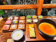 -银米·云南传统过桥米线(双廊黑金冠店)