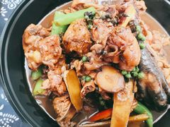 -八两八金·莱芜特色炒鸡(市南漳浦路店)