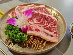 -围炉肉舍•炭烤活鳗•丹东海鲜烤肉(步行街店)