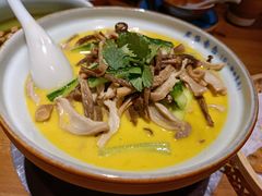 -吃饭皇帝大土家民族菜(正大广场店)