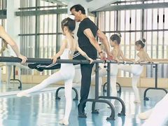 -西安小天鹅艺术团(曲江Alice店)