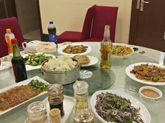 -六顺园清真回族饭店(工程街店)