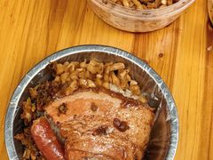 -梁阿婆廿年老牌扣肉糯米饭