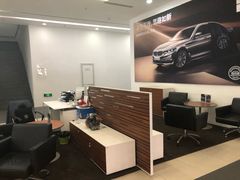 -上海宝诚尊悦宝马4S店(静安店)