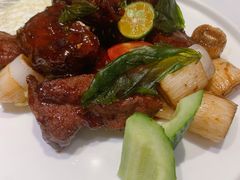 一口酥黑椒牛柳粒-新雅(丰盛里店)