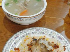 -盾亚新疆餐厅(松江万达广场店)
