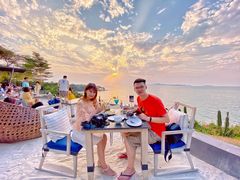 景观位-网红落日悬崖餐厅 The Sky Gallery