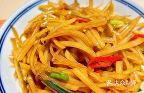 Thai Chili Pork with Potato Shreds