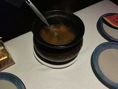 -八府香鸭·啫啫煲(华山路店)