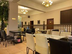 大堂-清真磊磊烧烤老店(饮虎池街34号店)