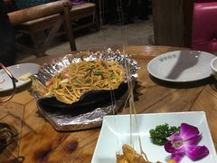 -蒙亨·手把肉·蒙古包文化主题餐厅(天恒广场店)