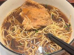 -百年老字号·观振兴蟹黄面·三虾面·苏式面(观前街富仁坊巷店)