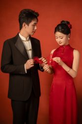 -都市丽人婚纱摄影