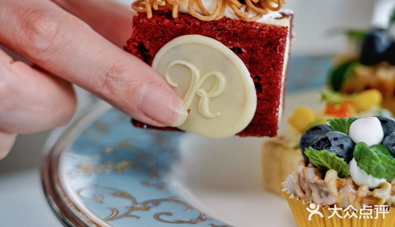 🍰 45层云端直面三件套，春日下午茶必打卡‼️