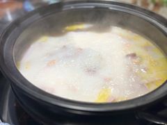 -大匠工房古船木艺术餐厅·猪肚鸡专门店(长白仙岛店)